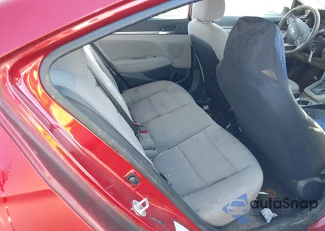 2019 Hyundai Elantra Sel z USA, uszkodzony, nr VIN 5NPD84LF8KH467559